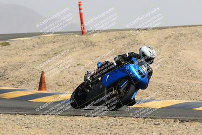 media/Mar-28-2022-Superbike Trackdays (Mon) [[b8603d0f67]]/Open Track Time/Turn 12/